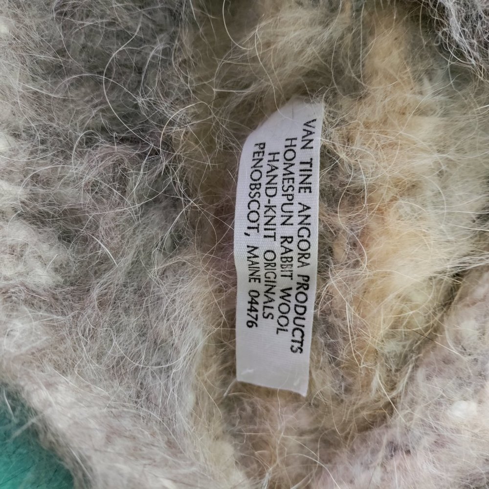 Angora hat - Picture 2 of 2